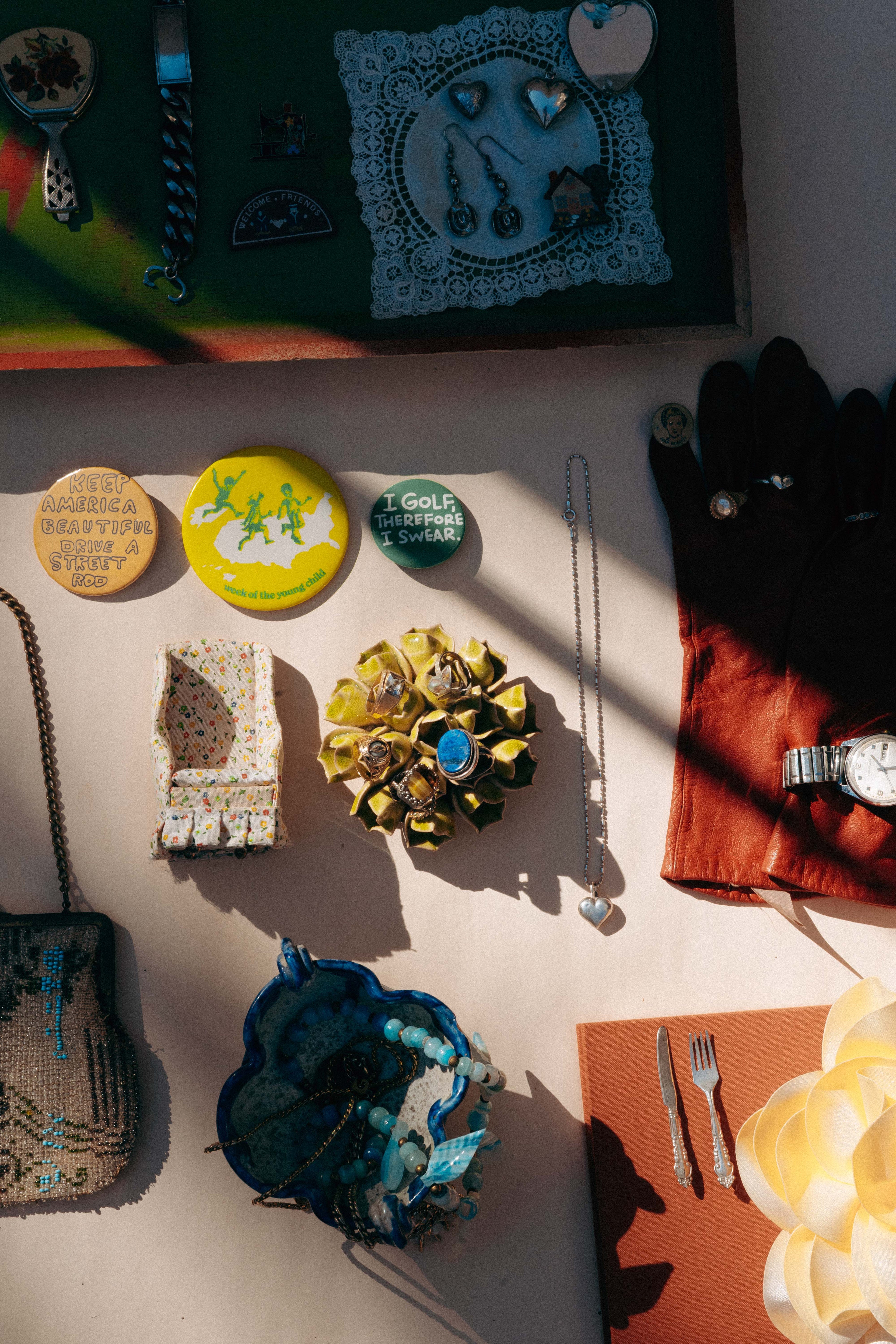 OBJECTS