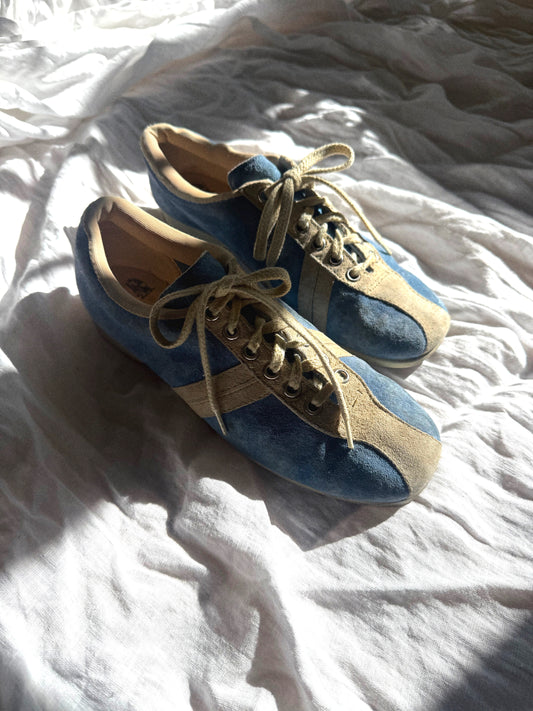 1970’s Blue Suede Women’s Hushpuppies Sneakers