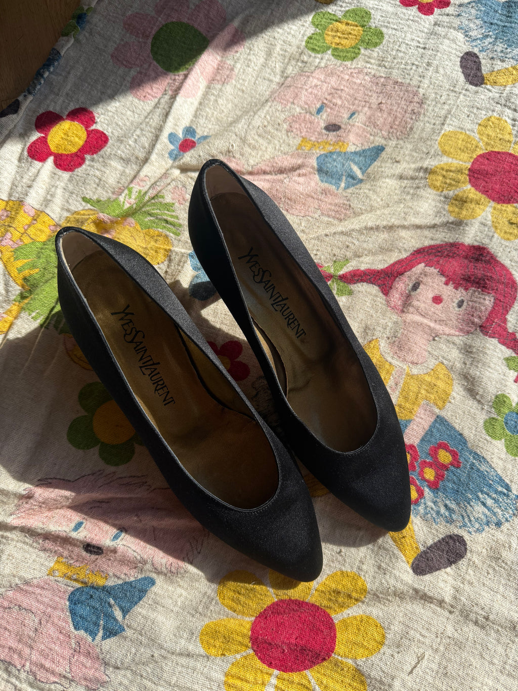 90’s Yves Saint Laurent Satin Black Pumps
