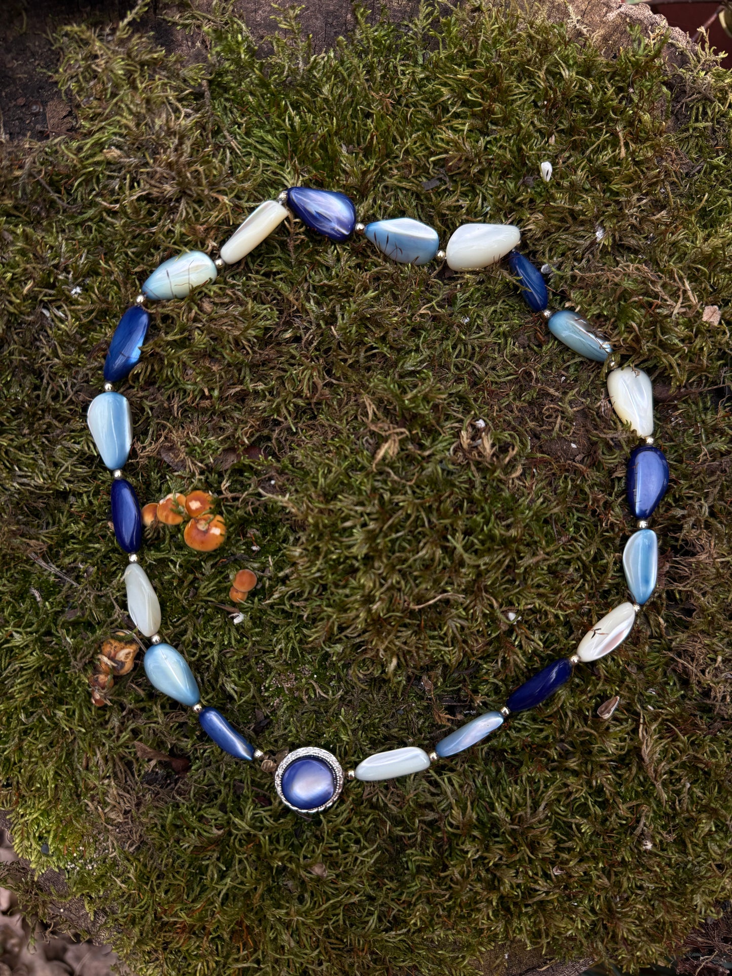 1970's Cat’s Eye Glass Bead Necklace