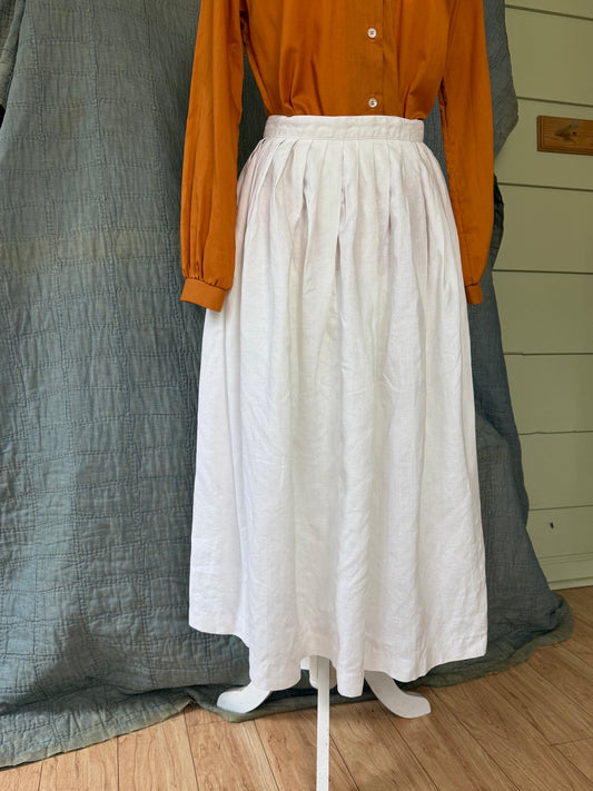 1970's Liz Claiborne White Linen Skirt